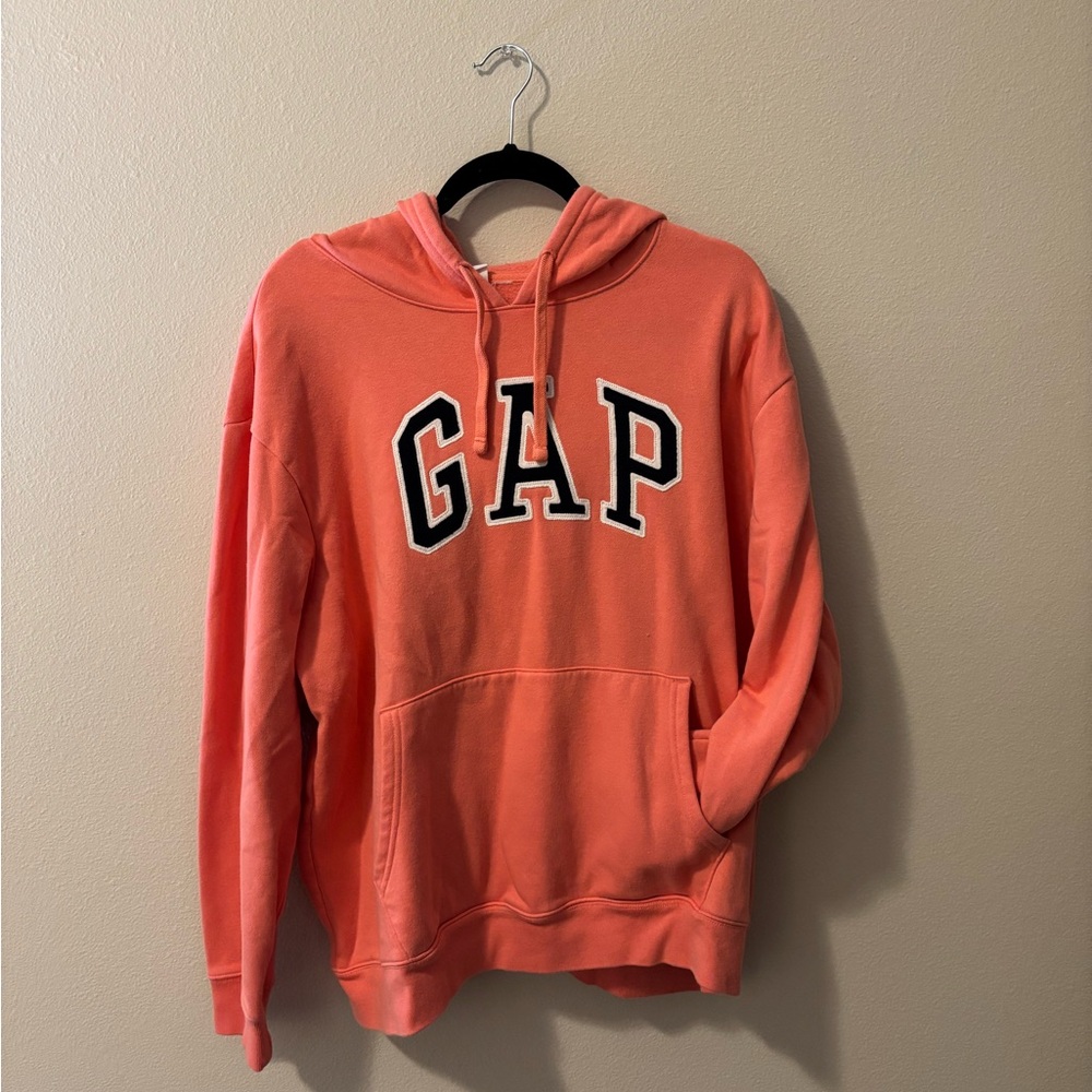 GAP coral/orange sweatshirt